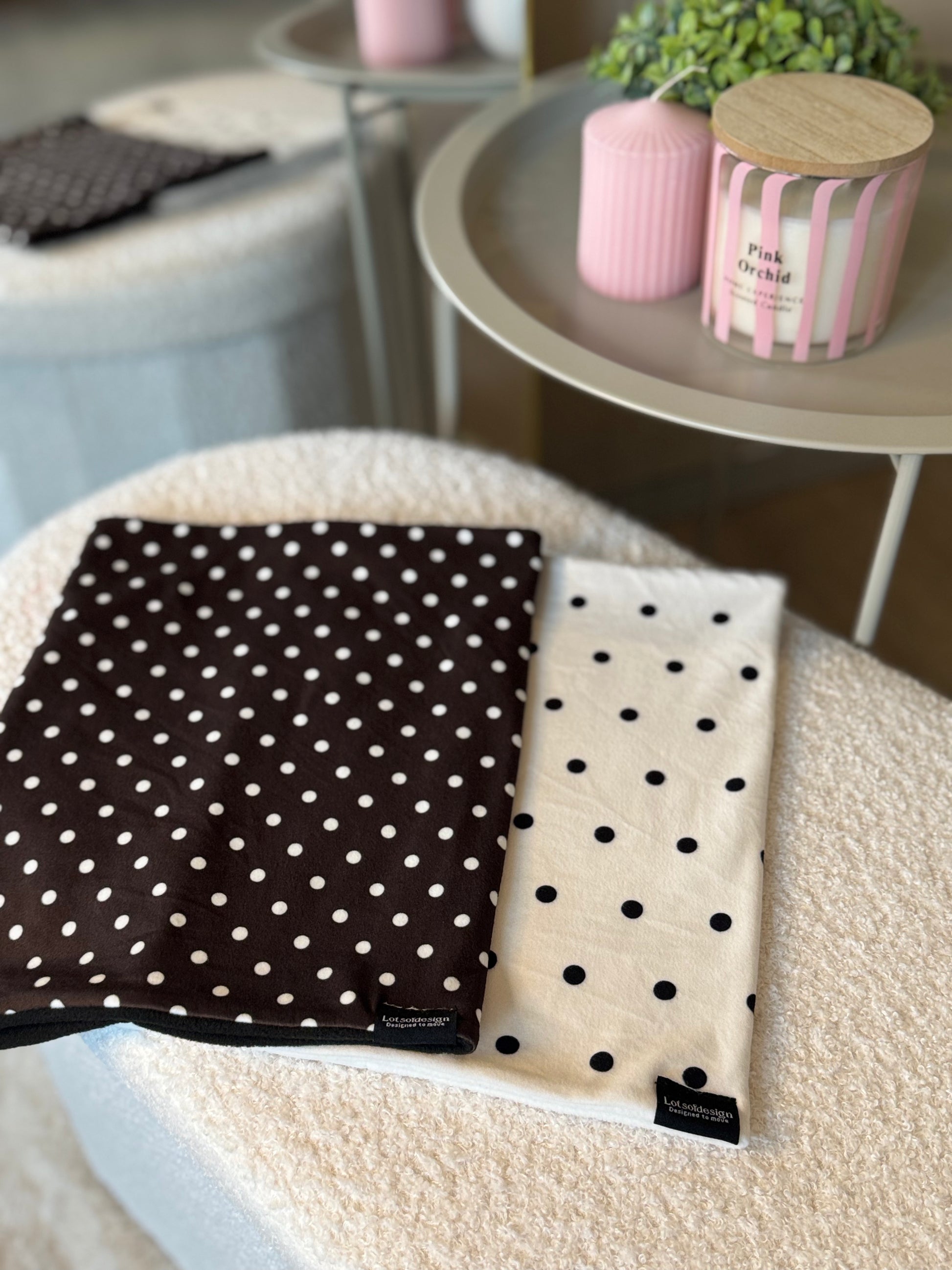 Polkadots nekwarmer | Lotsofdesign